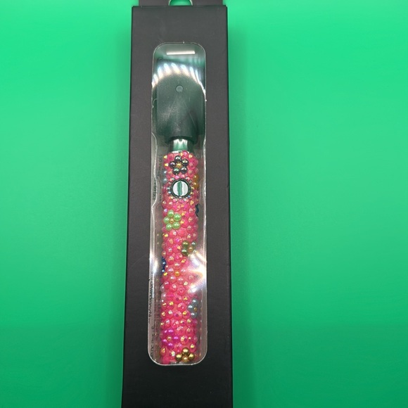 Pink Rhinestone 510 Threaded Battery - Picture 3 of 3